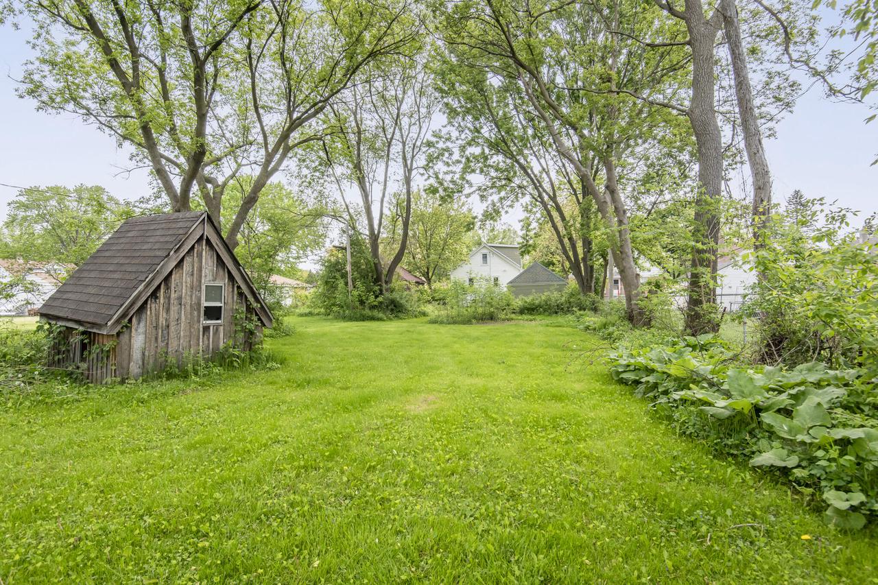 4653 North 54th STREET