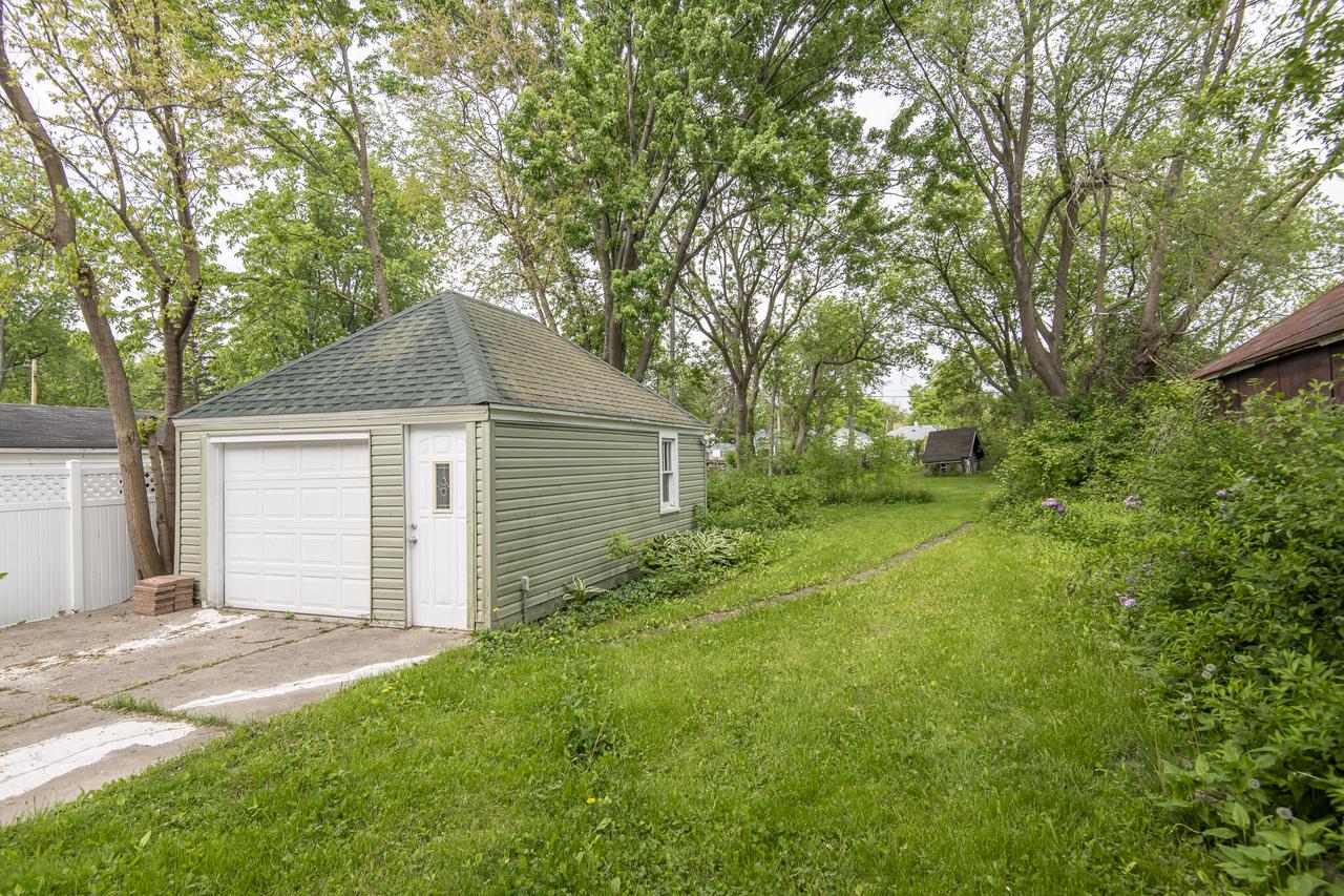 4653 North 54th STREET