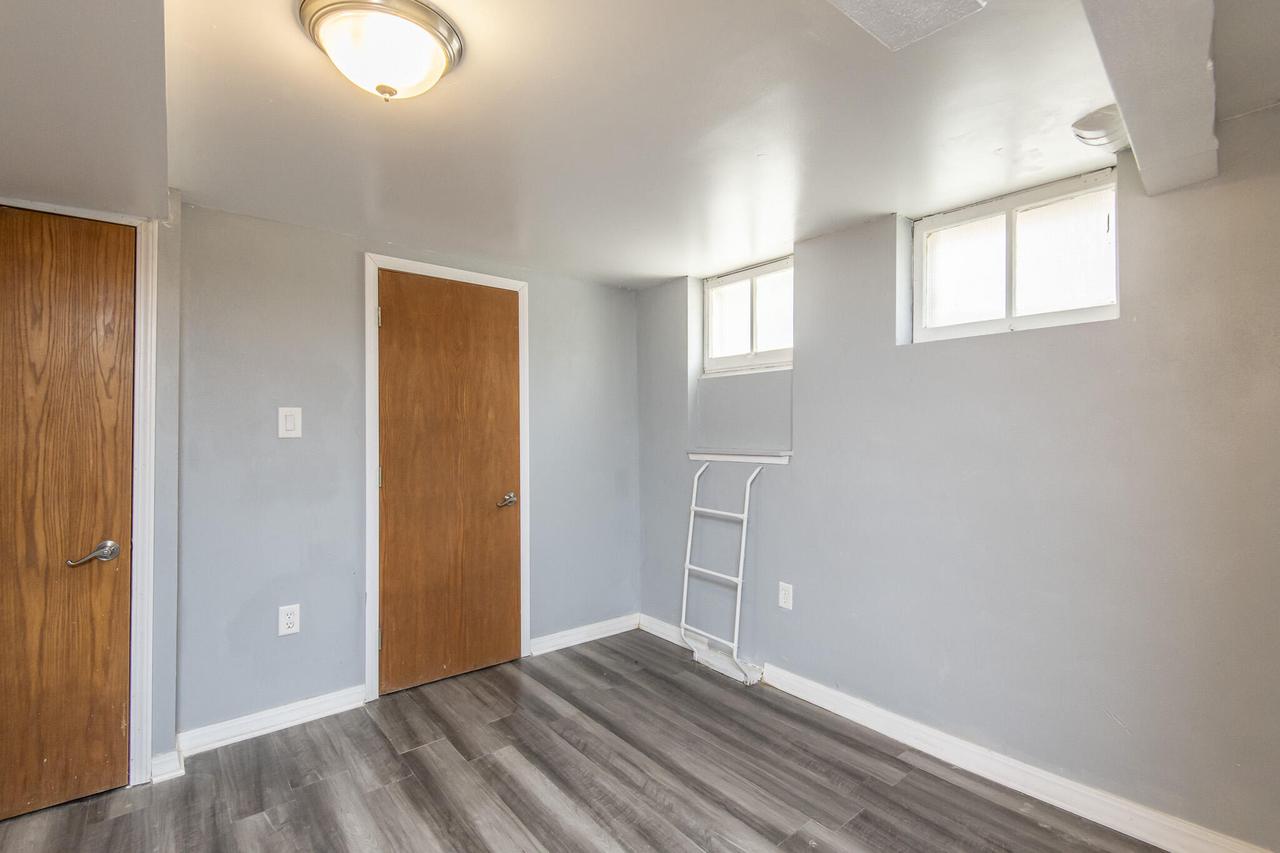 4653 North 54th STREET