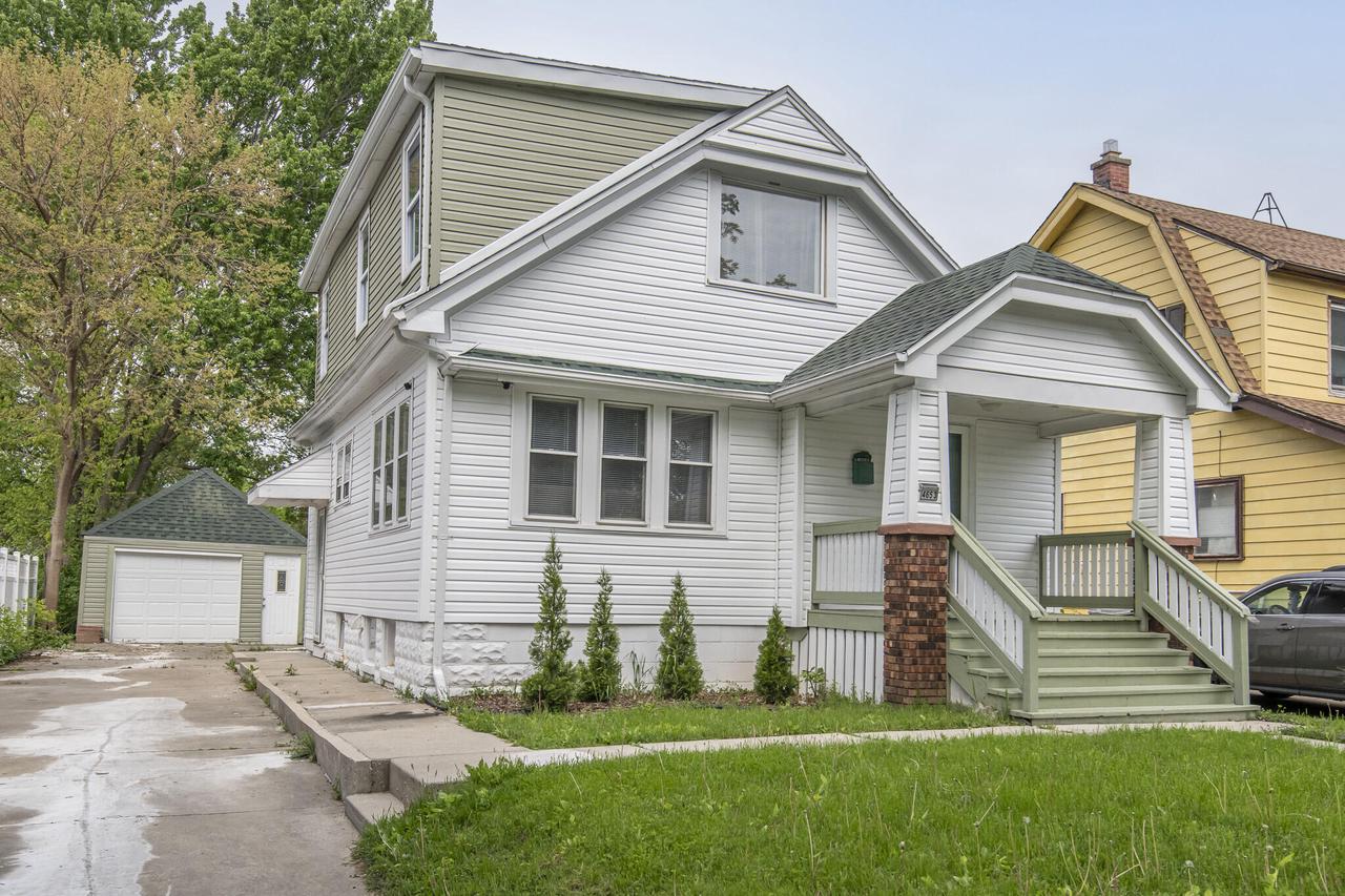 4653 North 54th STREET