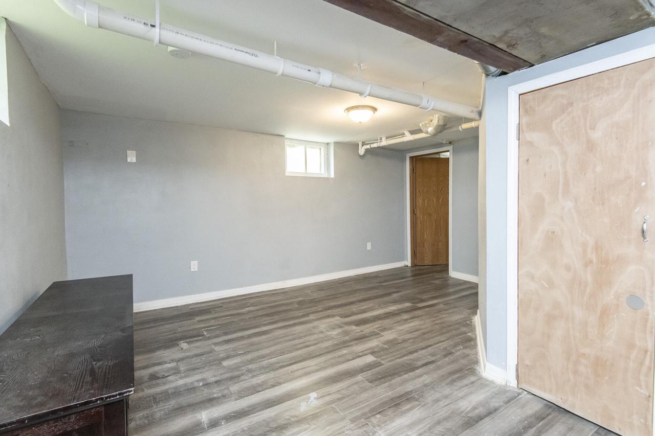 4653 North 54th STREET