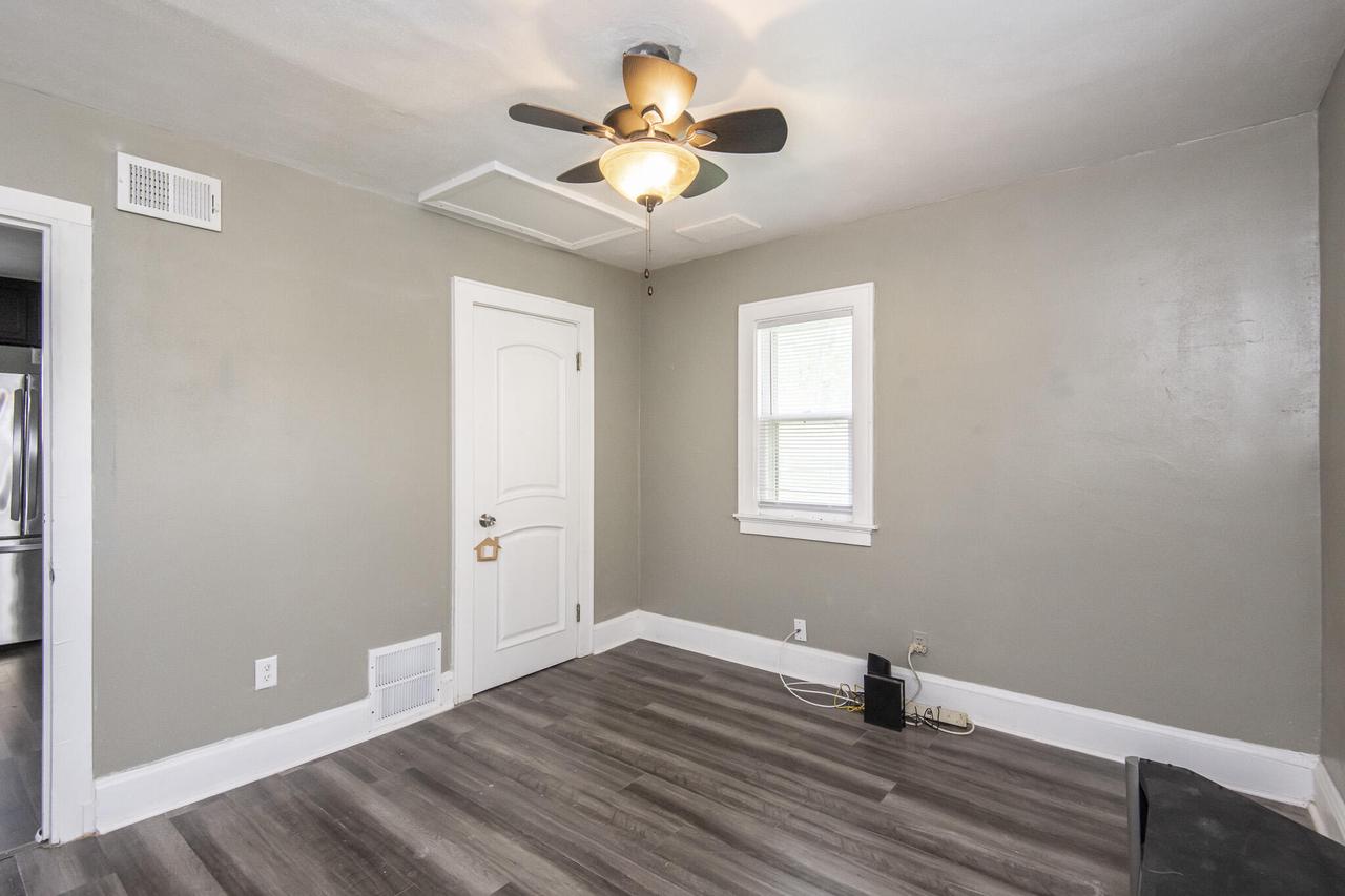 4653 North 54th STREET