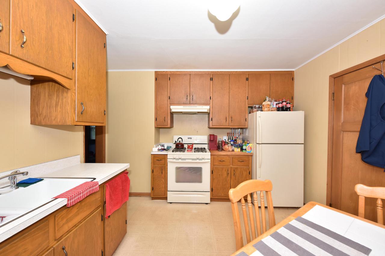 6939 Milwaukee AVENUE 6941