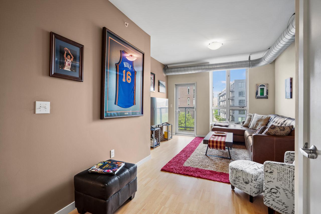 1541 North Jefferson STREET 307