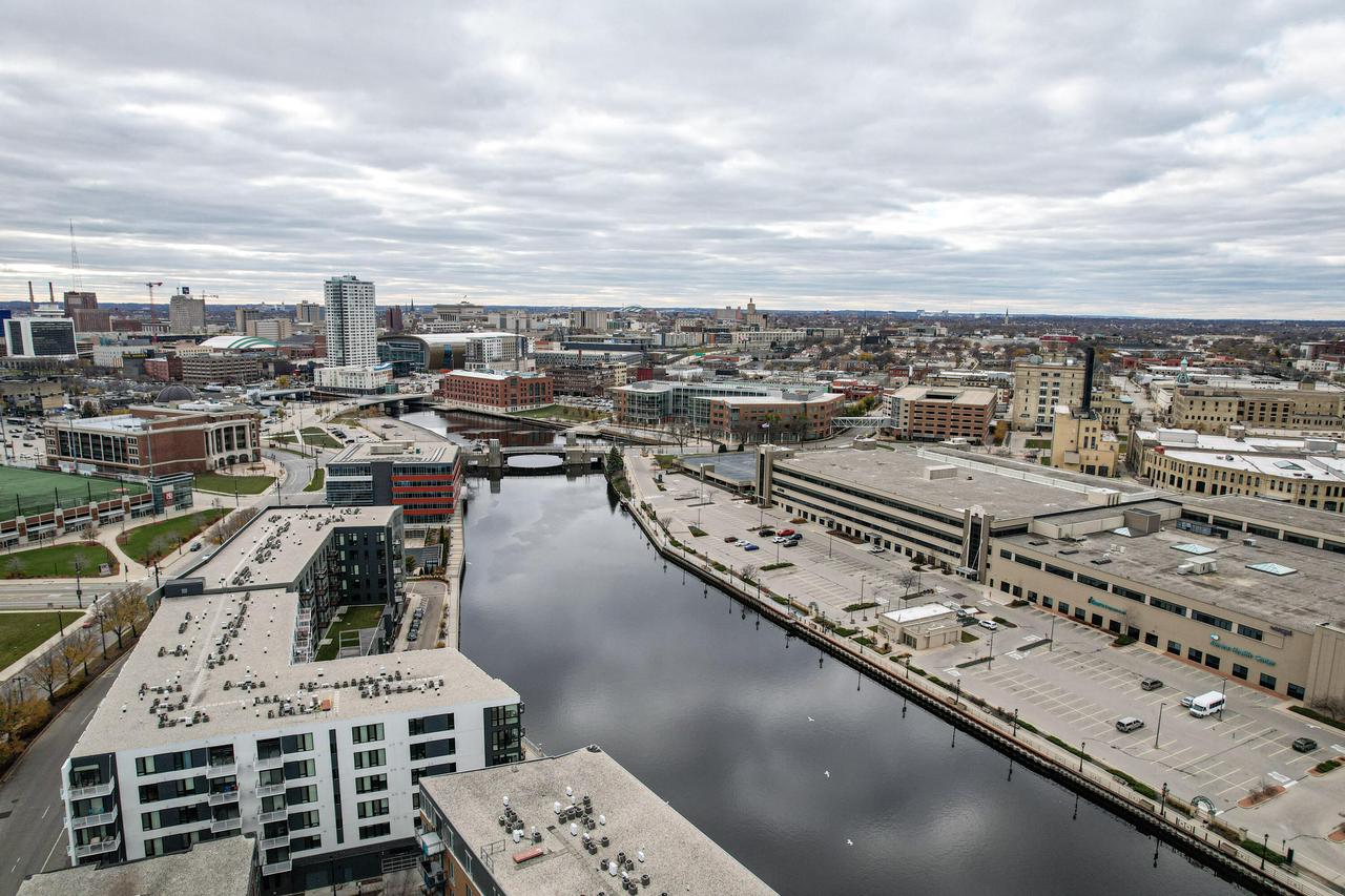 1541 North Jefferson STREET 307