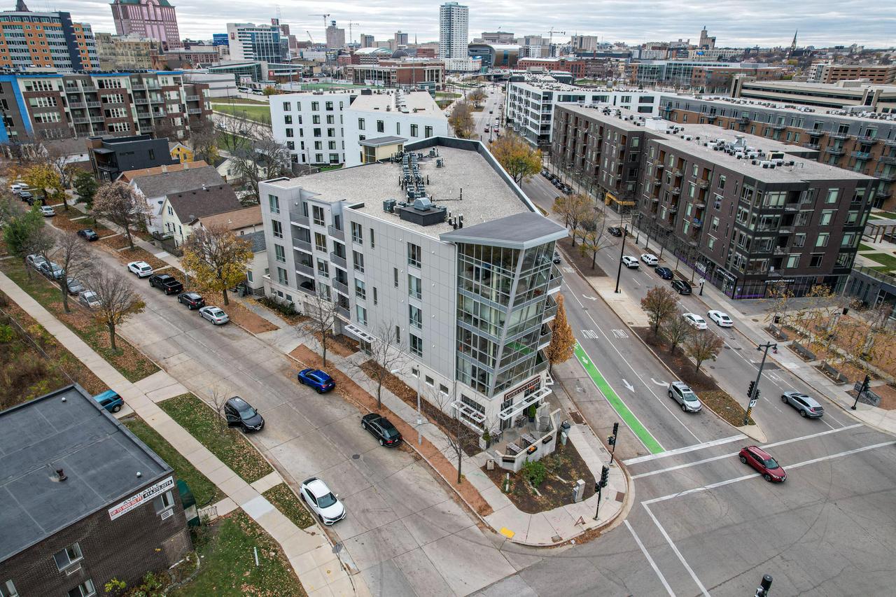 1541 North Jefferson STREET 307