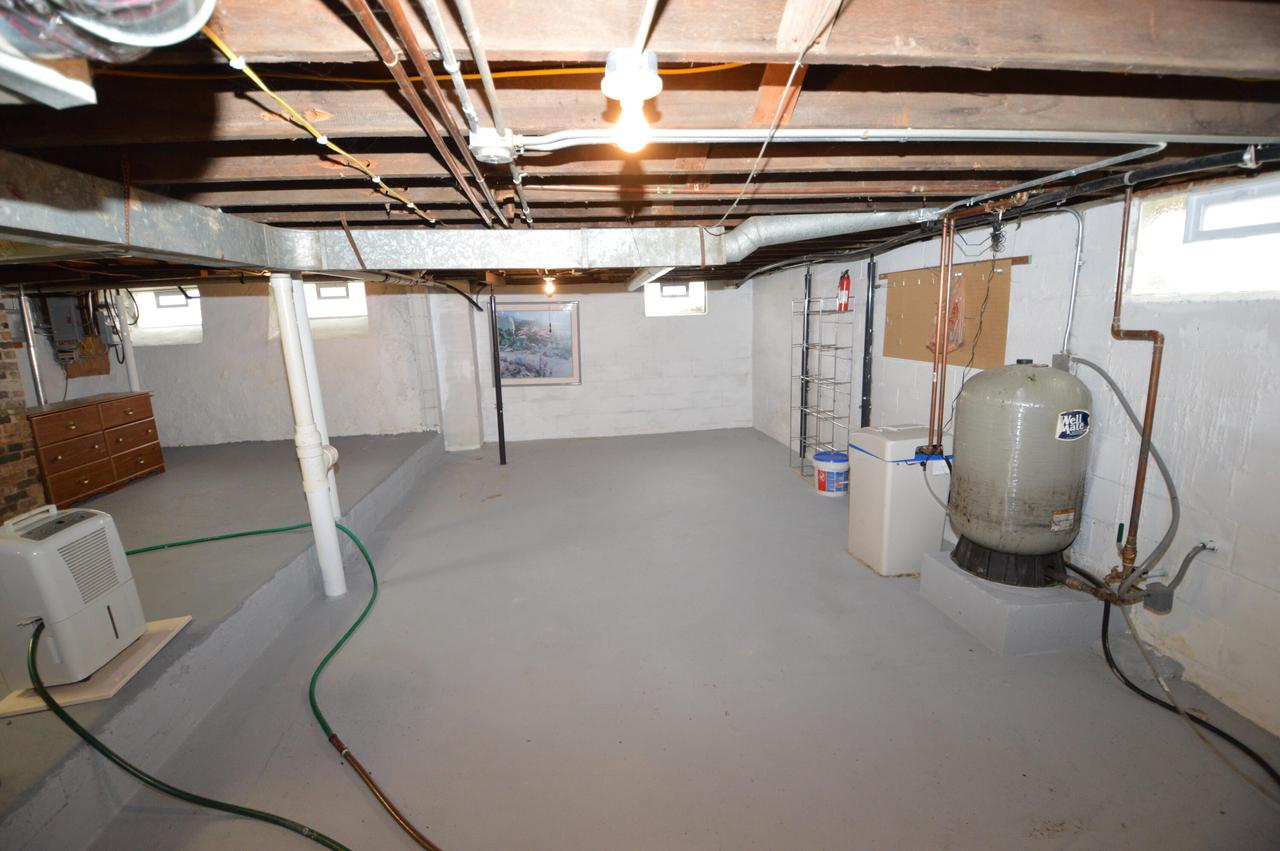 15735 West Lisbon ROAD 15815