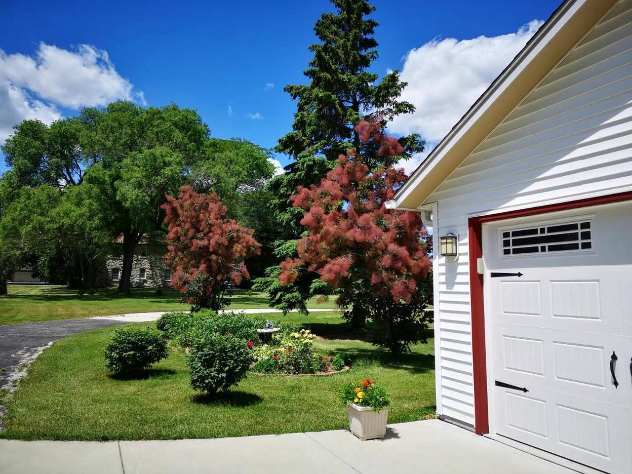 15735 West Lisbon ROAD 15815