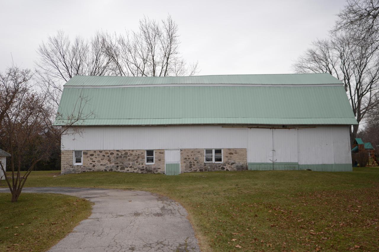 15735 West Lisbon ROAD 15815