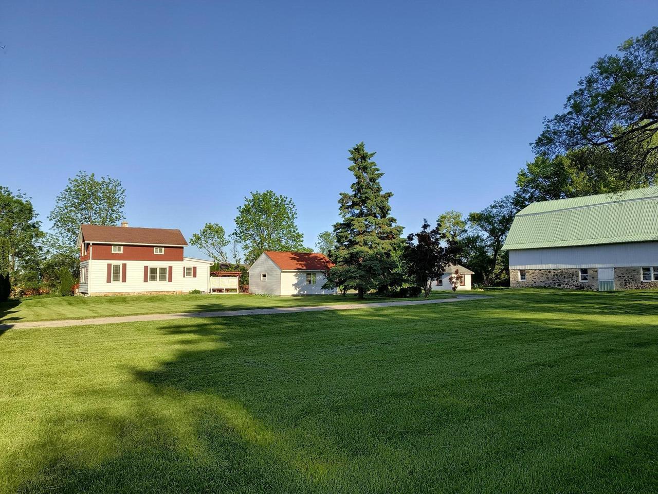 15735 West Lisbon ROAD 15815