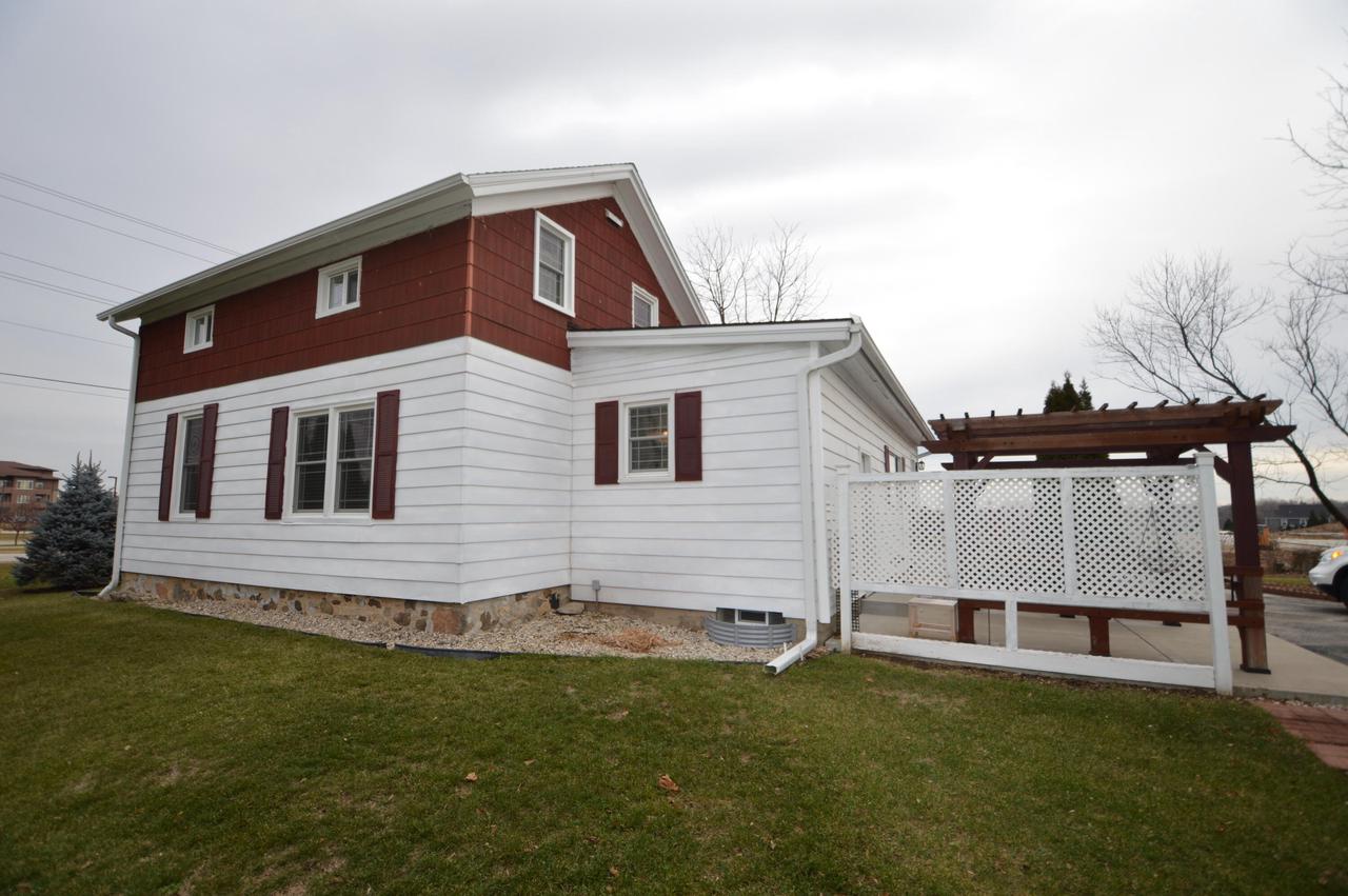 15735 West Lisbon ROAD 15815