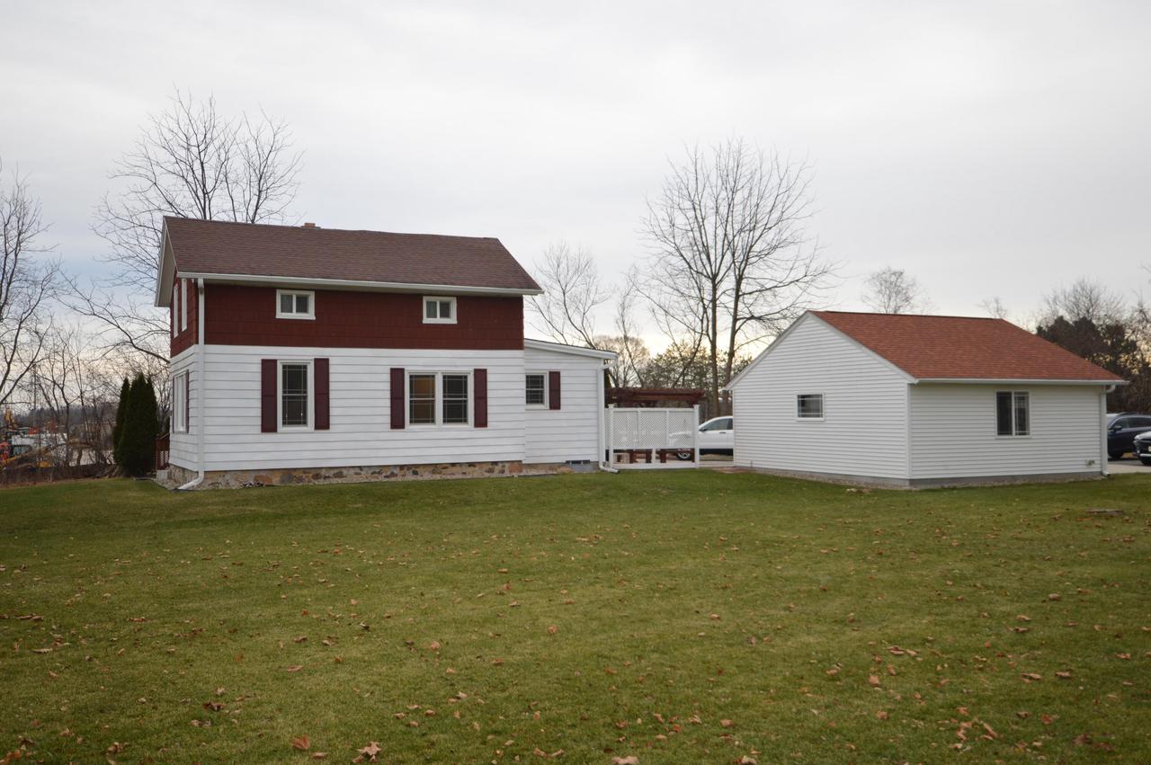 15735 West Lisbon ROAD 15815