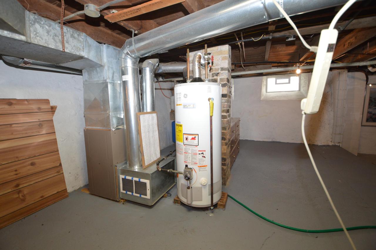 15735 West Lisbon ROAD 15815