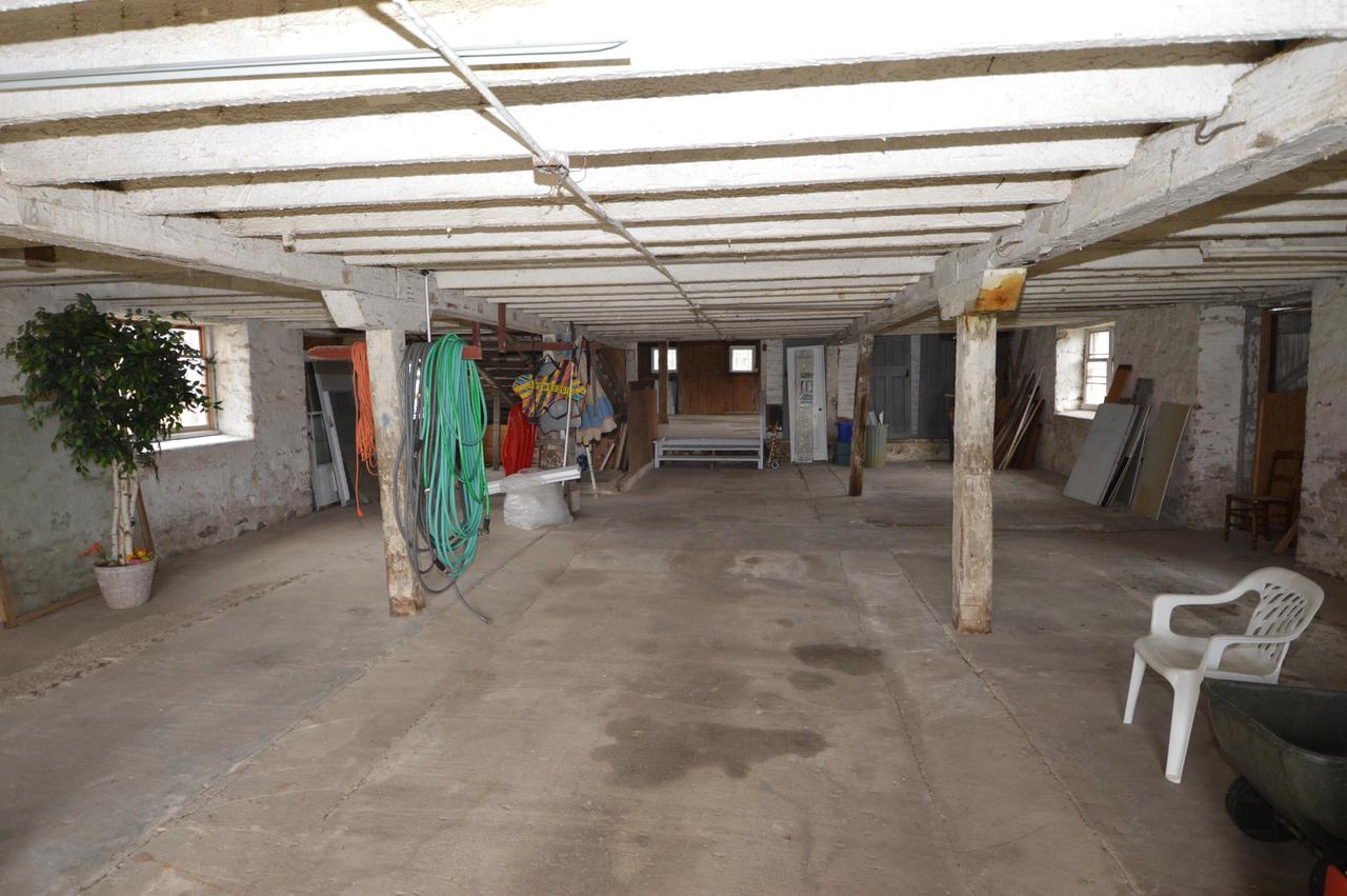 15735 West Lisbon ROAD 15815