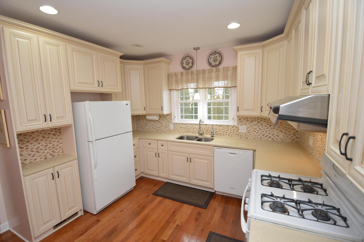 15735 West Lisbon ROAD 15815