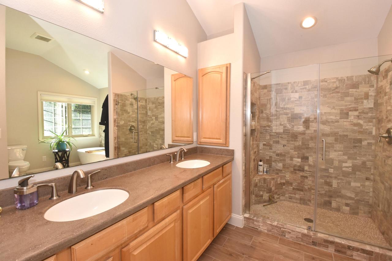 S68W19036 Lembezeder DRIVE