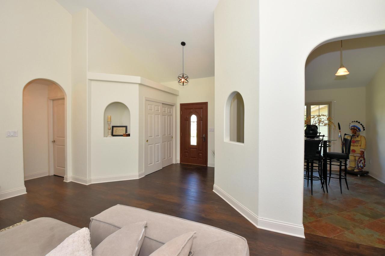 S68W19036 Lembezeder DRIVE