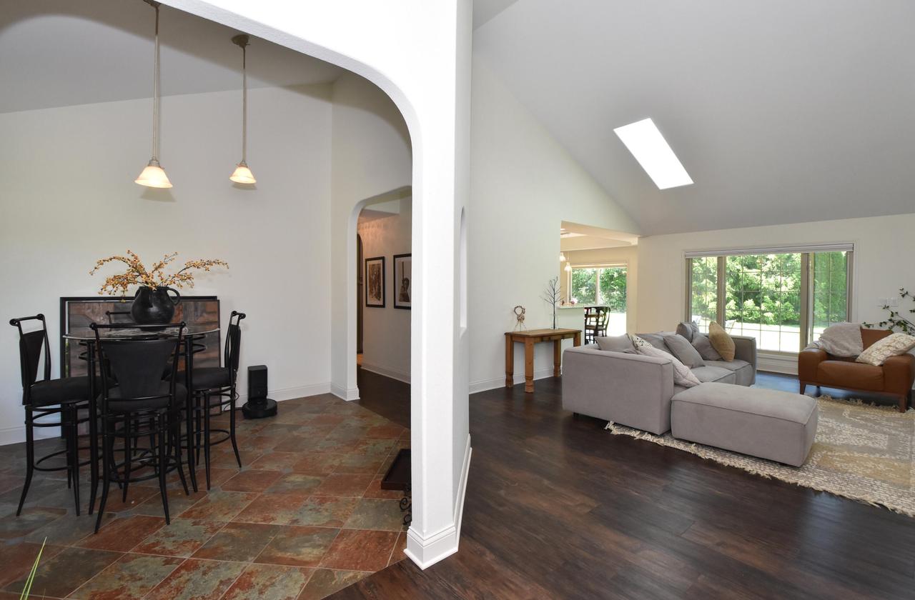 S68W19036 Lembezeder DRIVE