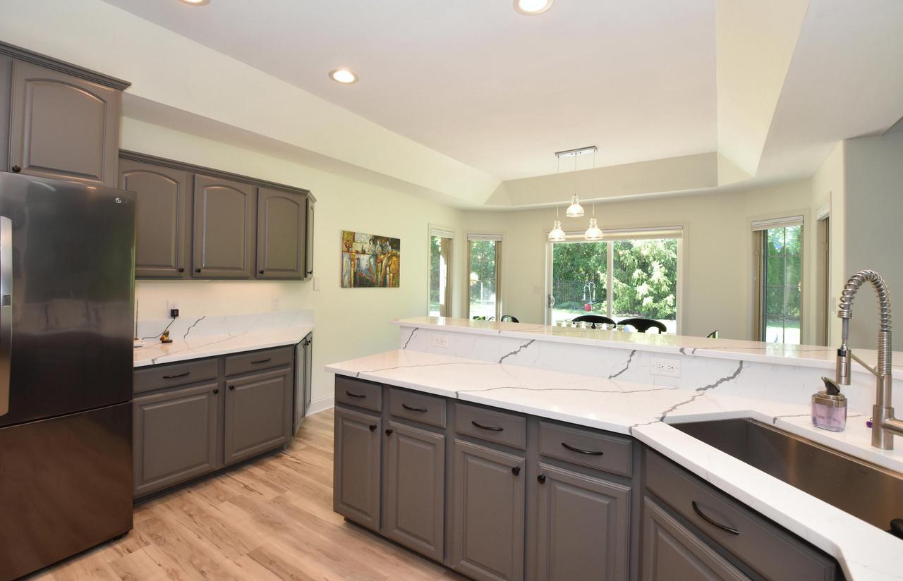 S68W19036 Lembezeder DRIVE