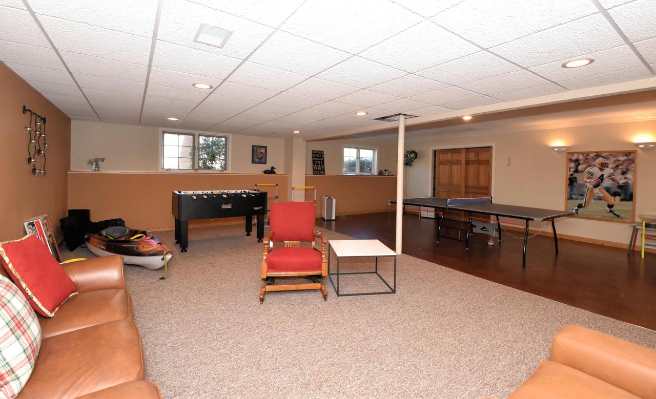 S68W19036 Lembezeder DRIVE