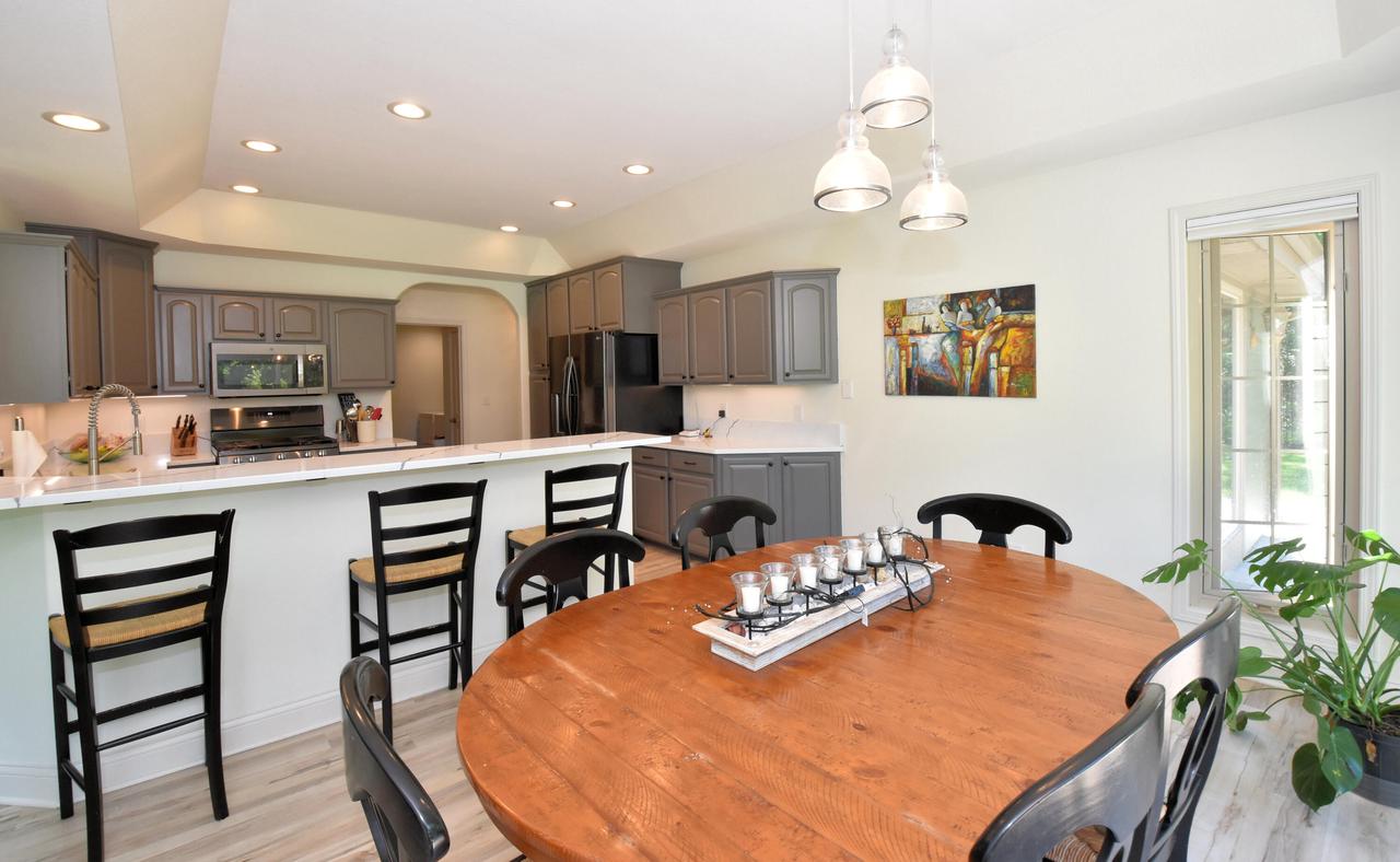 S68W19036 Lembezeder DRIVE