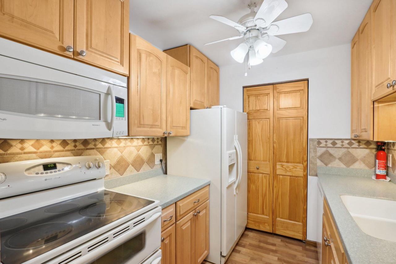 10340 West Whitnall Edge DRIVE 101