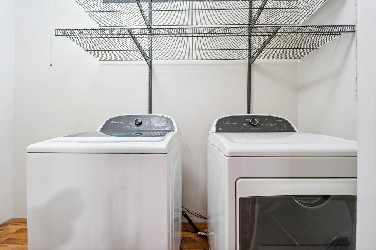 1647 South Coachlight DRIVE