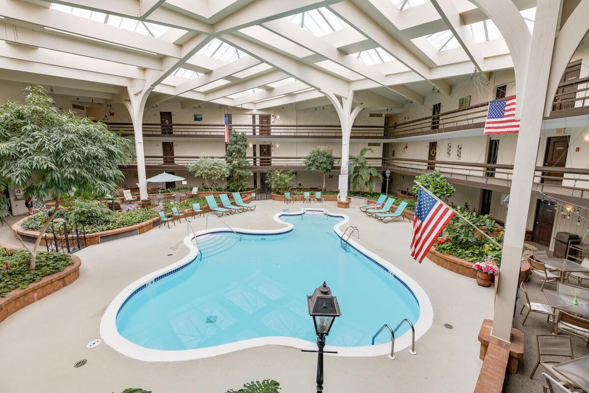 5200 South Tuckaway BOULEVARD 167