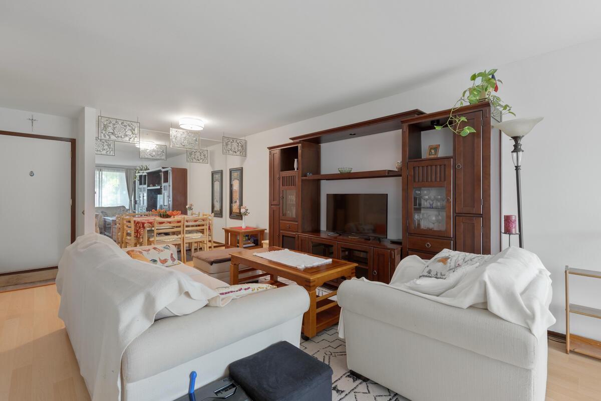 5200 South Tuckaway BOULEVARD 167