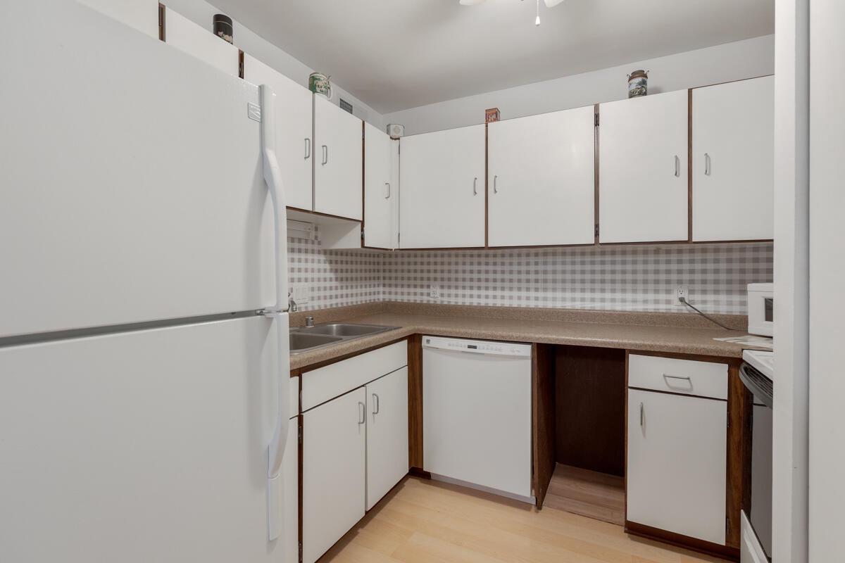 5200 South Tuckaway BOULEVARD 167