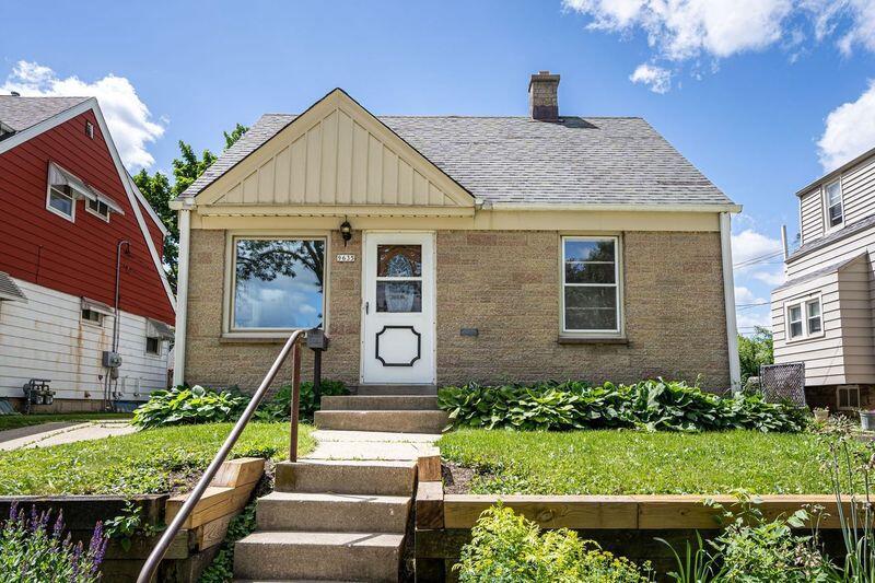 9635 West Grant STREET