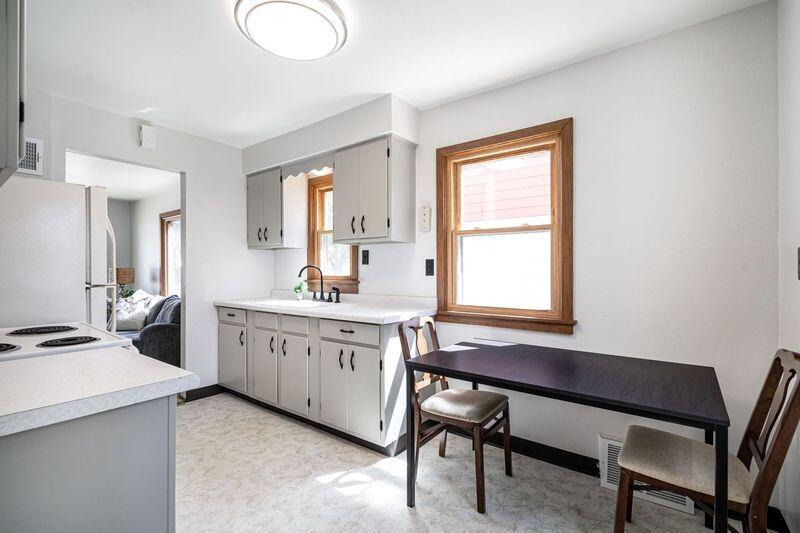 9635 West Grant STREET