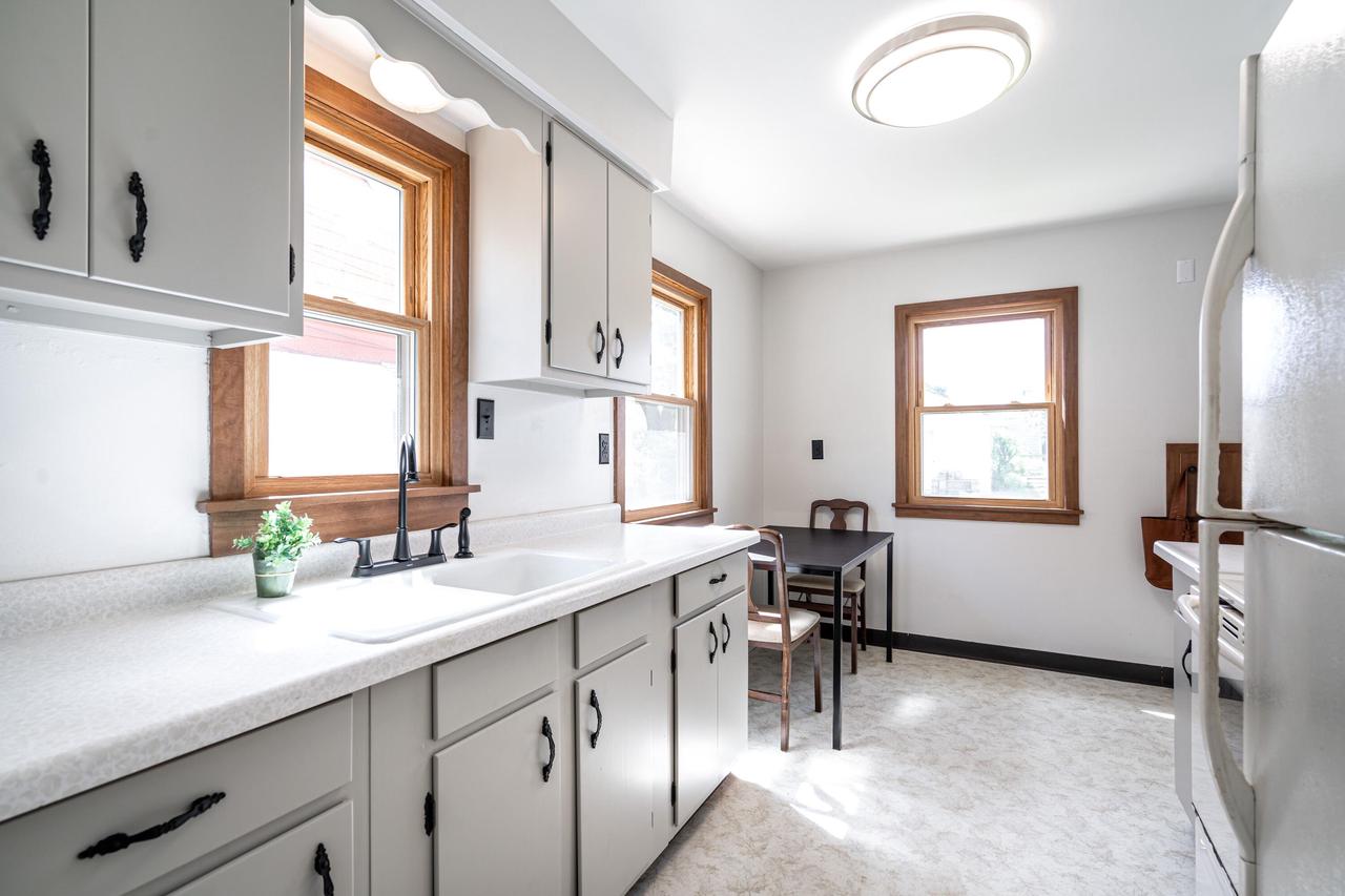 9635 West Grant STREET