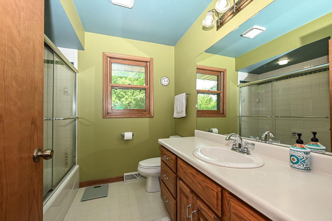 W189S9763 Parker DRIVE