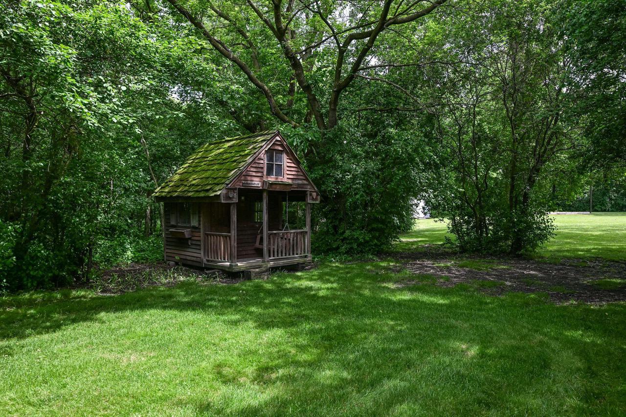 W189S9763 Parker DRIVE