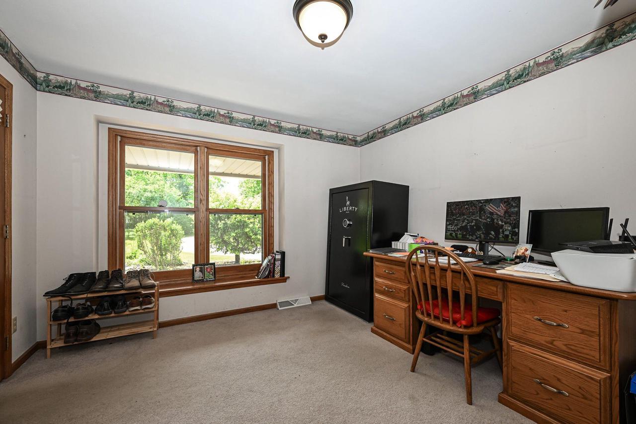 W189S9763 Parker DRIVE