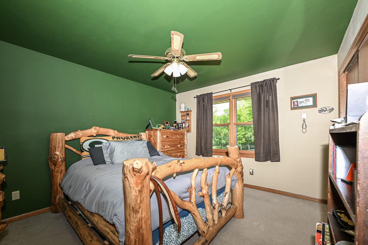 W189S9763 Parker DRIVE