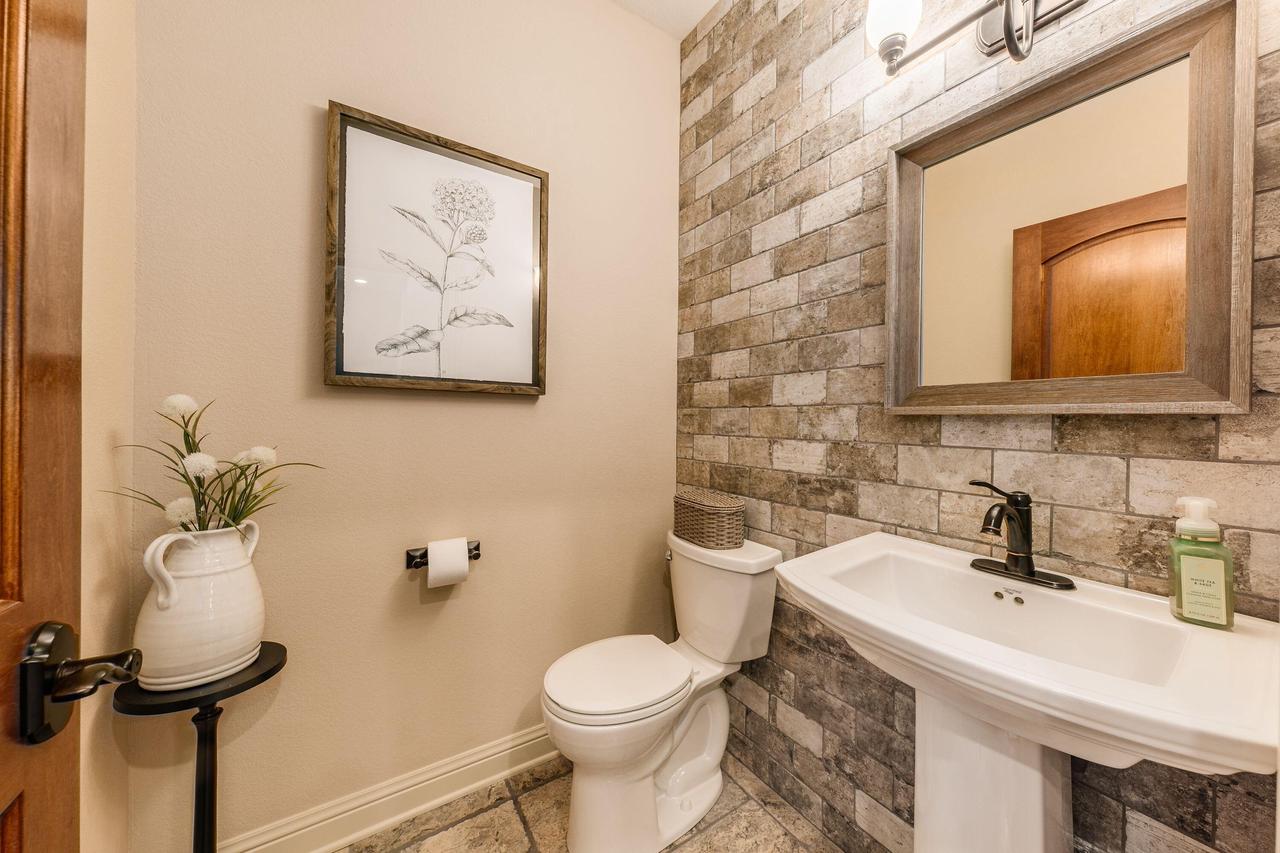 19360 Chaparral DRIVE