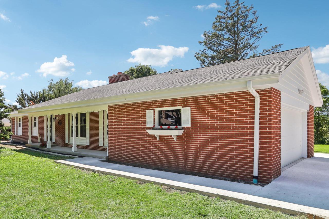 W129N8447 Revere ROAD