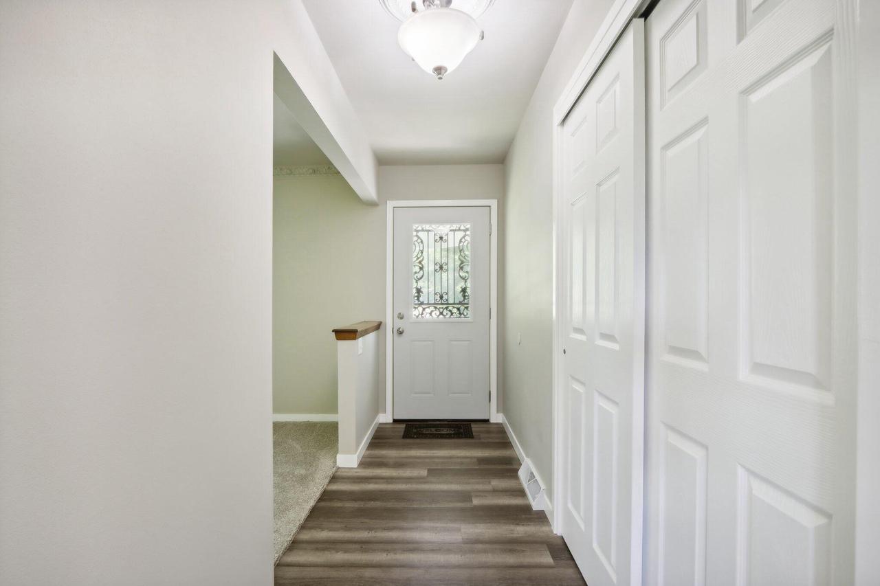 W129N8447 Revere ROAD