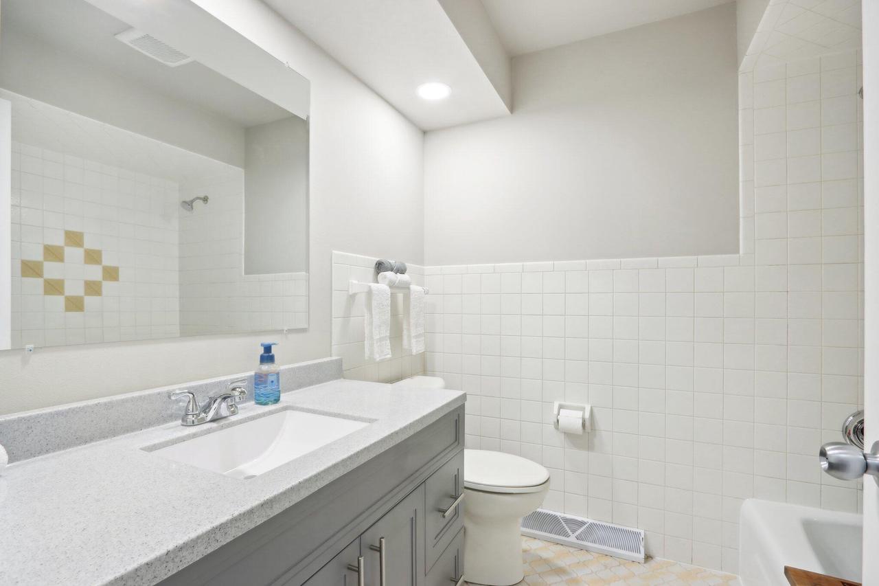 W129N8447 Revere ROAD