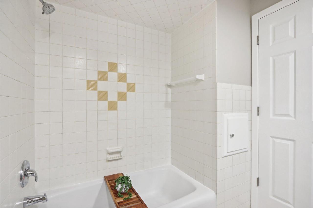 W129N8447 Revere ROAD