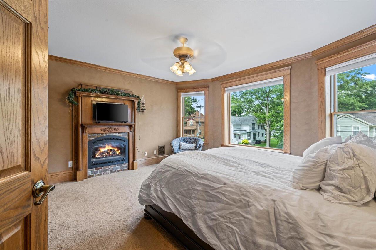 116 South Jefferson STREET