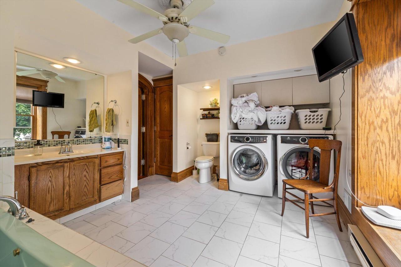 116 South Jefferson STREET