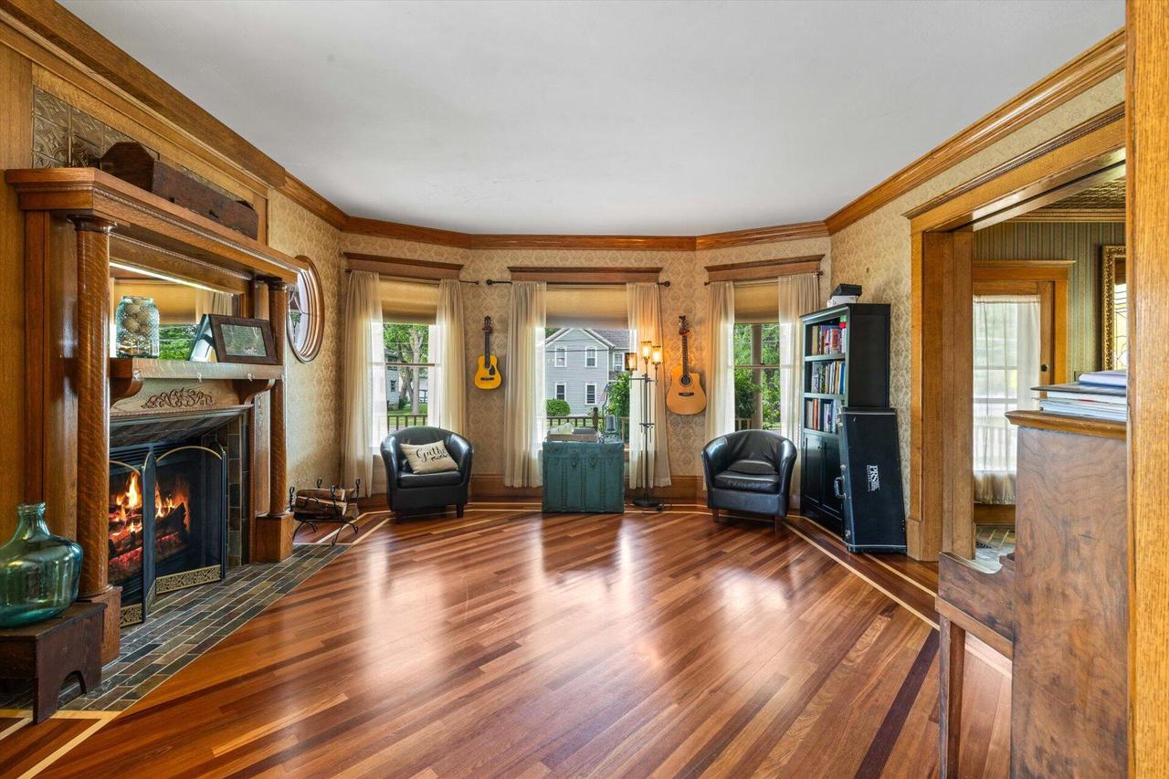 116 South Jefferson STREET