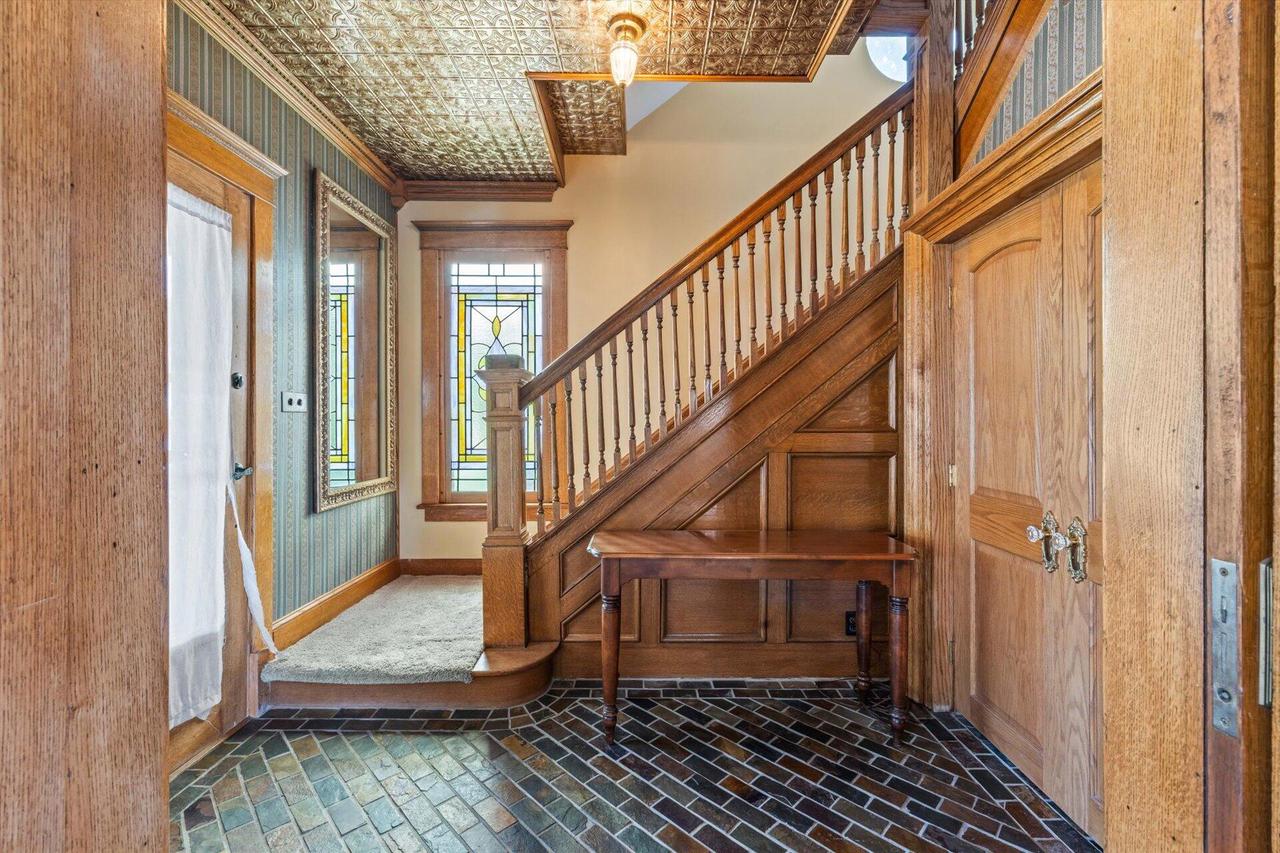 116 South Jefferson STREET