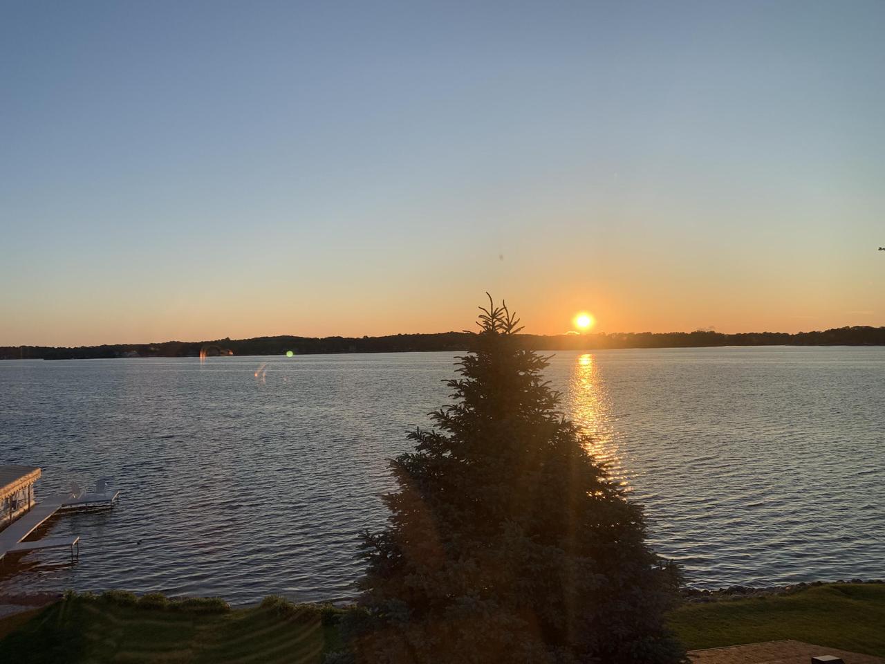 S75W18642 Kingston DRIVE