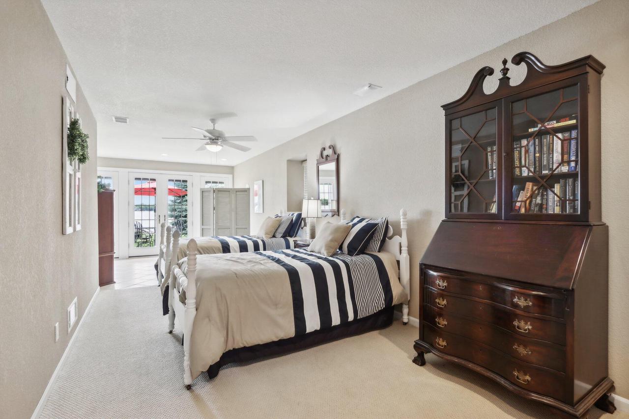 S75W18642 Kingston DRIVE