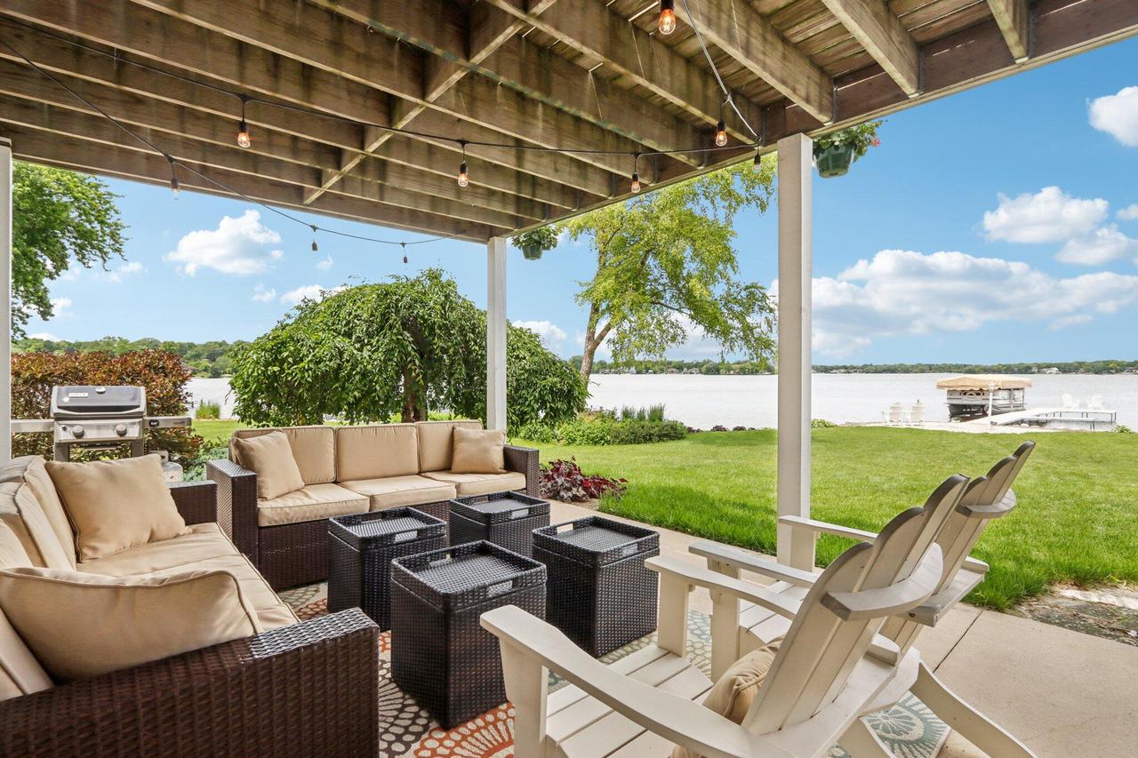 S75W18642 Kingston DRIVE