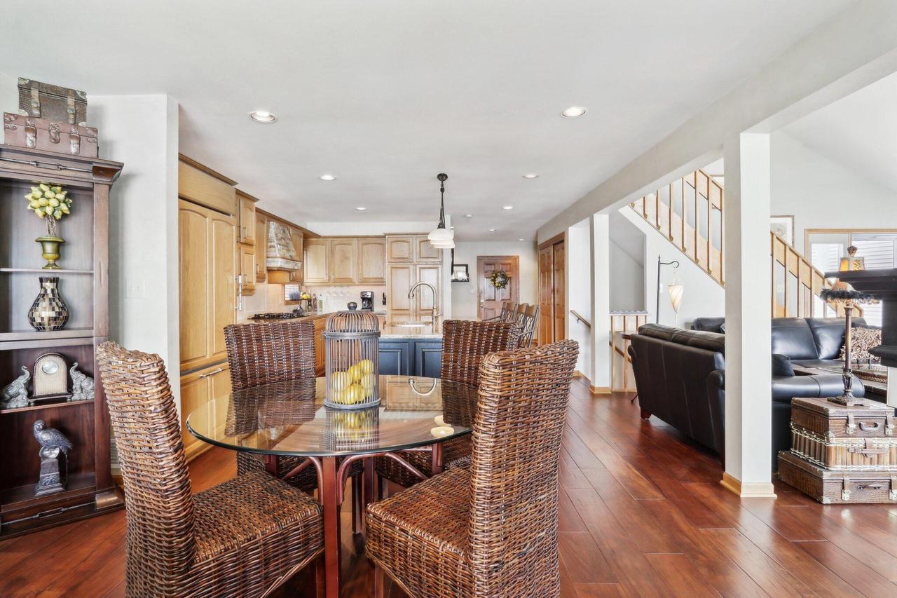 S75W18642 Kingston DRIVE